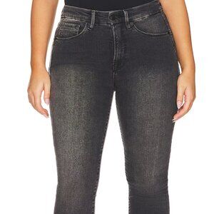Good  American Good Classic Skinny Jeans in Black263 size 15